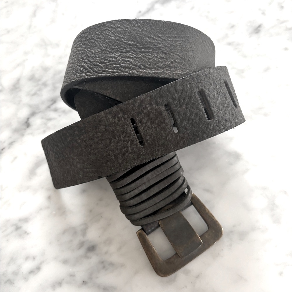 Gunmetal grey leather belt with great details size 34” unisex